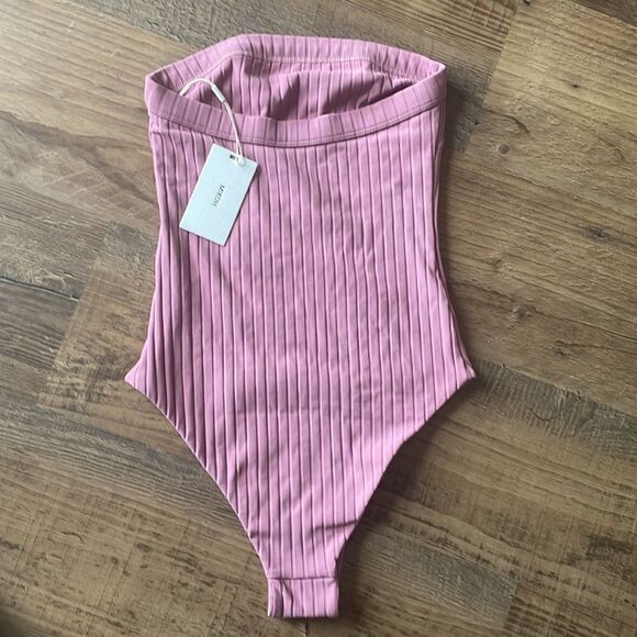 NWT Mikoh Kipu Ribbed Strapless One Piece XS in Fig - Picture 6 of 9